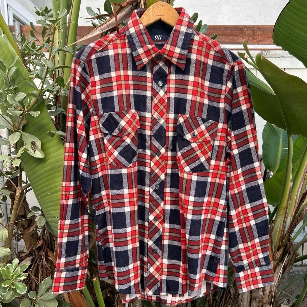 Vintage 1990s 911 Sportswear Red Navy Plaid Flannel Shirt Men’s M Taiwan